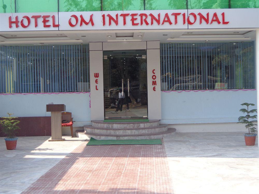 Hotel Om International Bódhgaja Exteriér fotografie